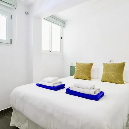 Charming 2 Bedroom Retreat With Beachfront Views San Bartolomé Exterior foto